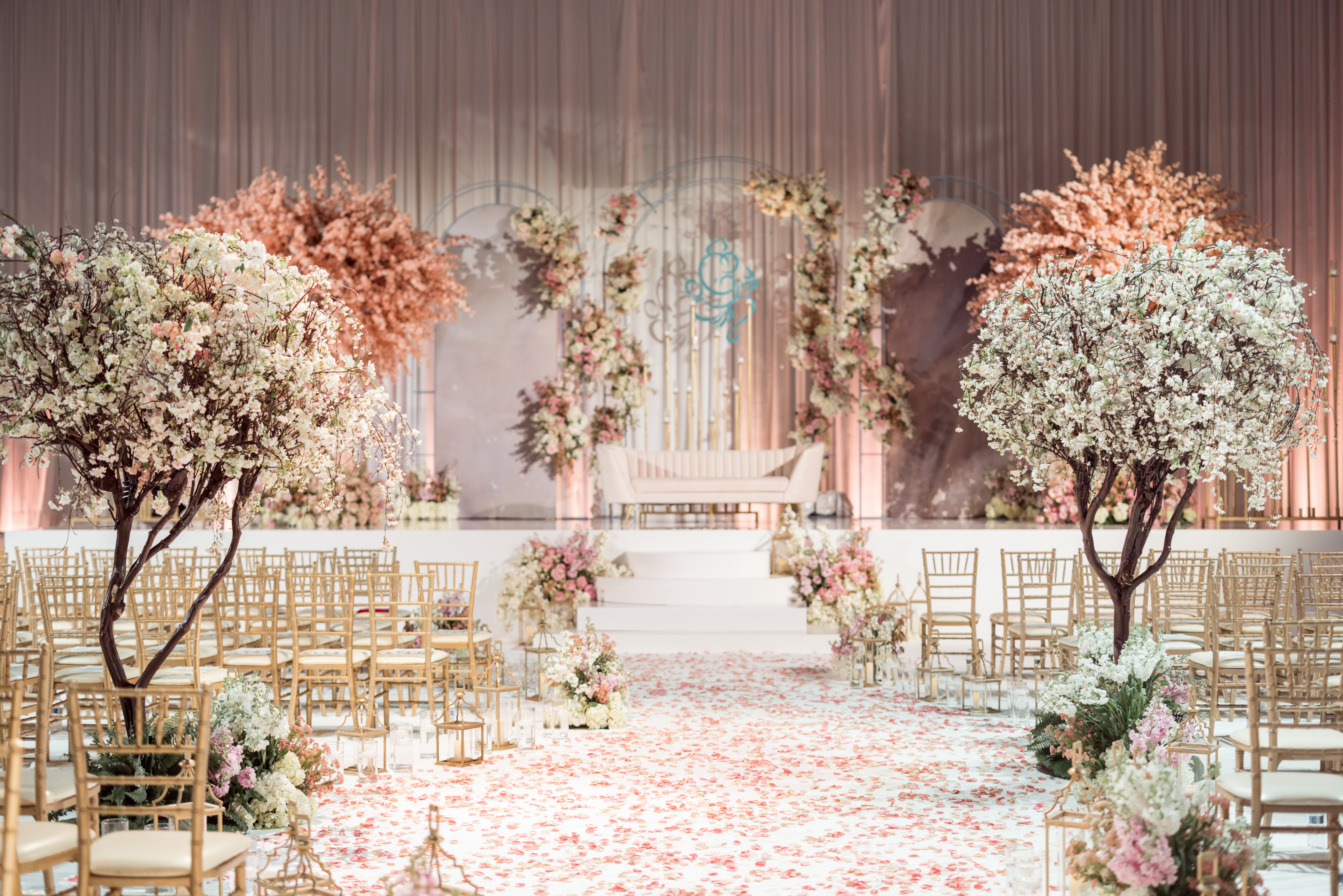 Complete wedding planning services